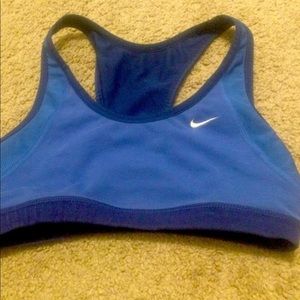 Nike sports bra ✨